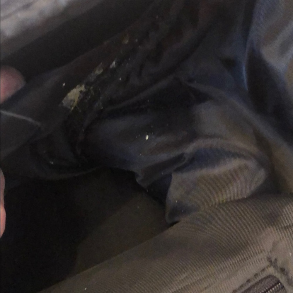 Duffle Bag Gold and Black - Picture 8 of 8
